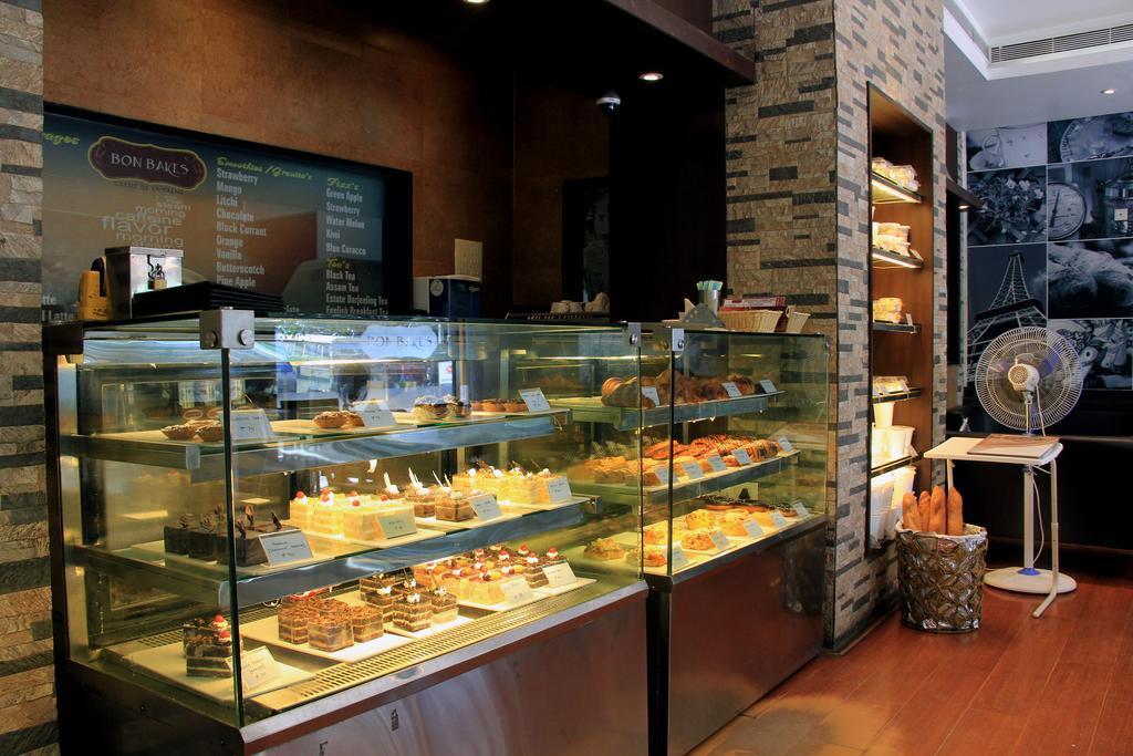 Hotel Sun Park Pondicherry Ngoại thất bức ảnh