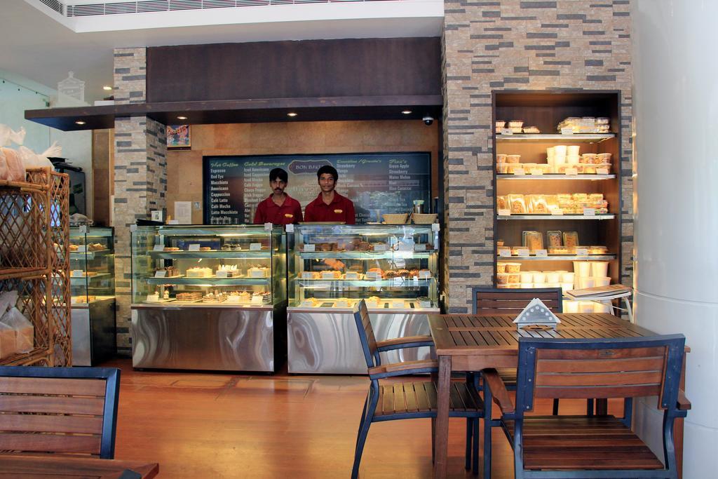 Hotel Sun Park Pondicherry Ngoại thất bức ảnh