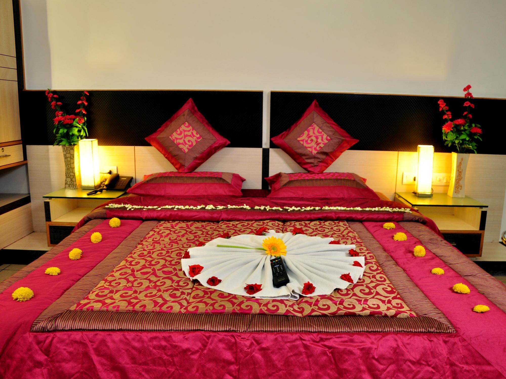 Hotel Sun Park Pondicherry Ngoại thất bức ảnh