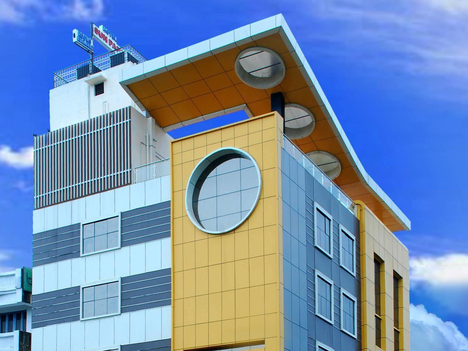 Hotel Sun Park Pondicherry Ngoại thất bức ảnh