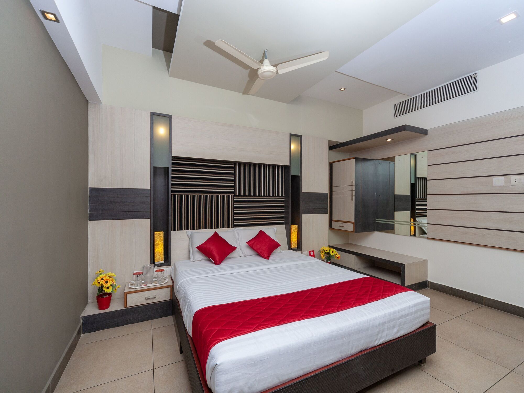 Hotel Sun Park Pondicherry Ngoại thất bức ảnh