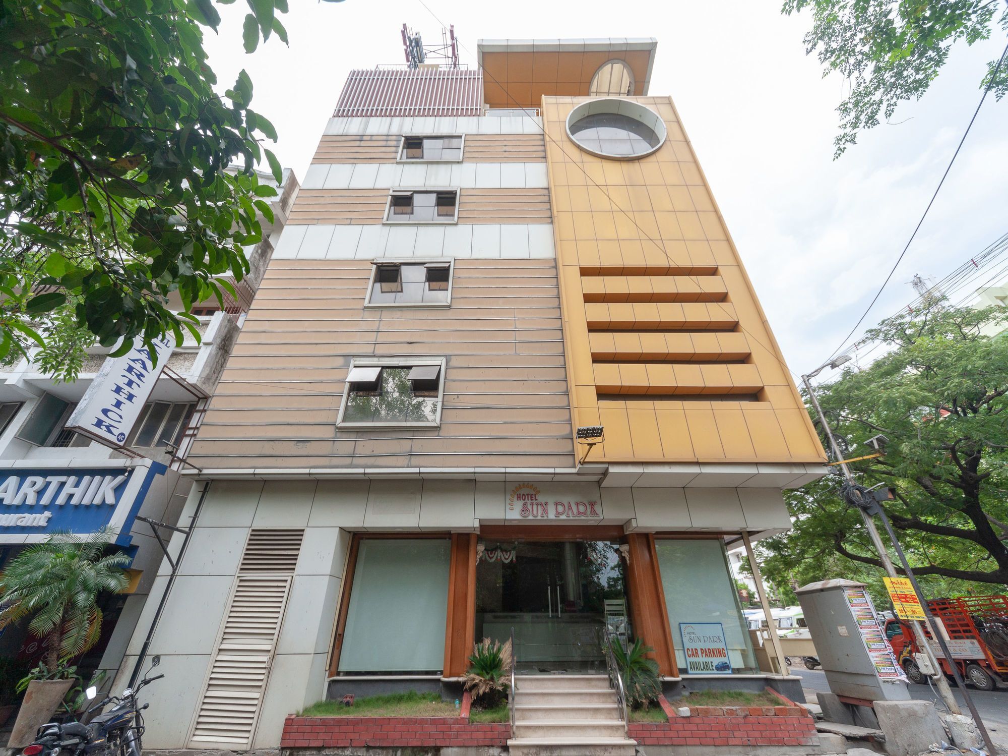 Hotel Sun Park Pondicherry Ngoại thất bức ảnh